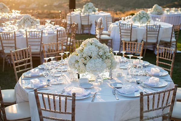 summer-wedding-white-flowers-xatzi-mansion_17