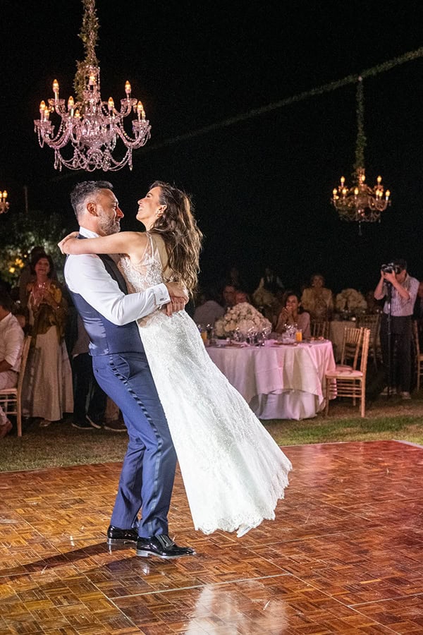 summer-wedding-white-flowers-xatzi-mansion_23