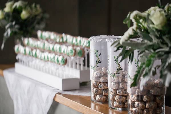 unique-wedding-decoration-ideas-olive-traditional-greek-elements_09x