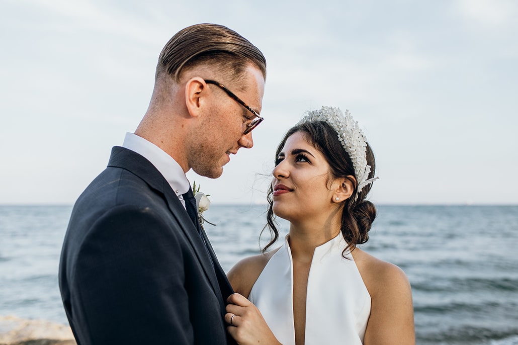 Πανέμορφος παραθαλάσσιος γάμος στη Λάρνακα