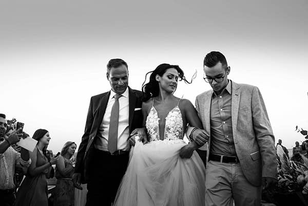 bohemian-summer-wedding-kythnos-pampas-grass_17