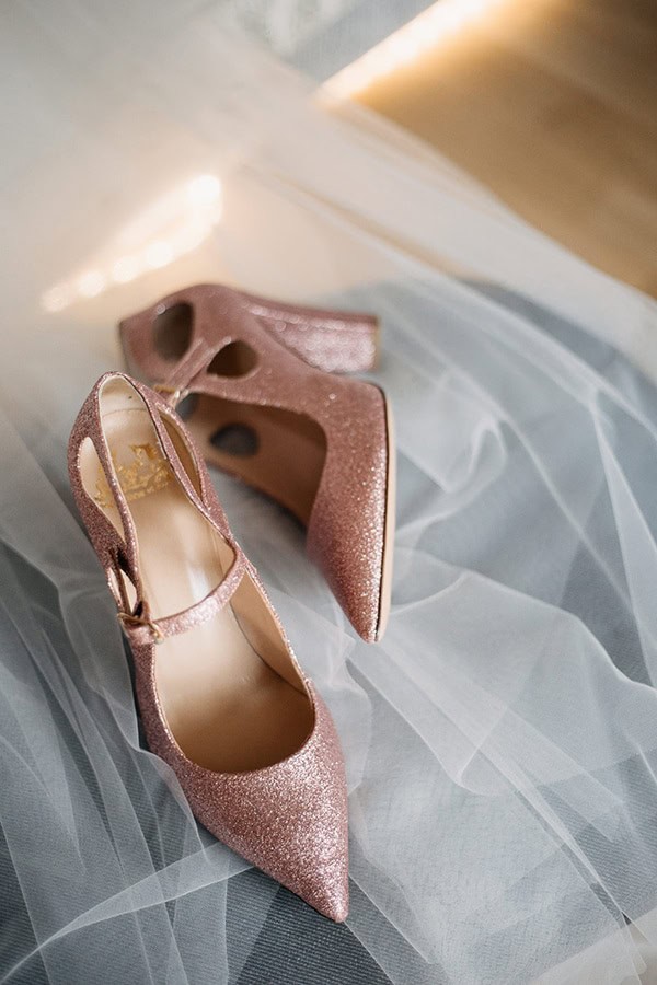 glamorous-wedding-inspiration-stunning-lighting-ideas_06x