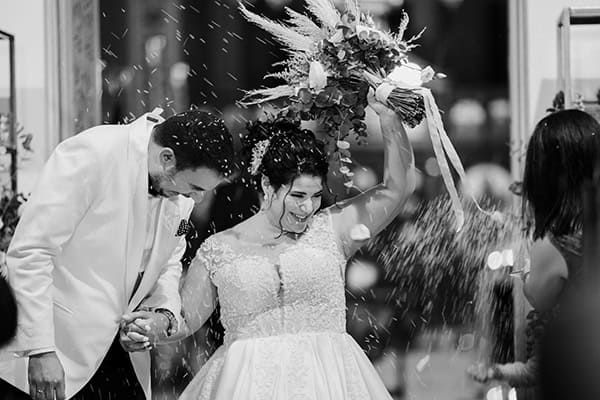 incredible-florals-fall-wedding-santorini_14