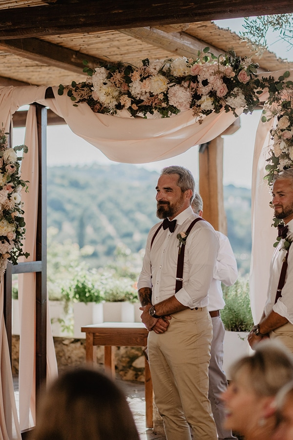 rustic-summer-wedding-crete-pastel-colors_18