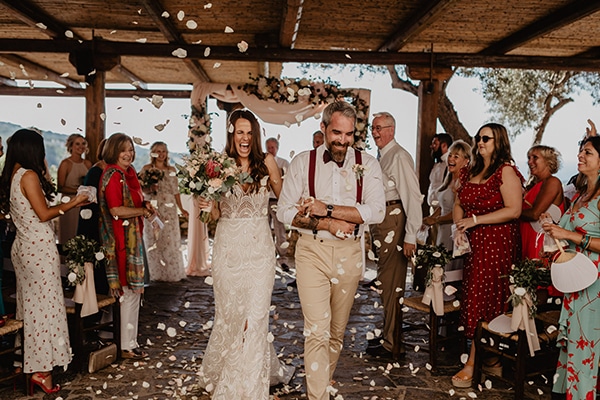 rustic-summer-wedding-crete-pastel-colors_23