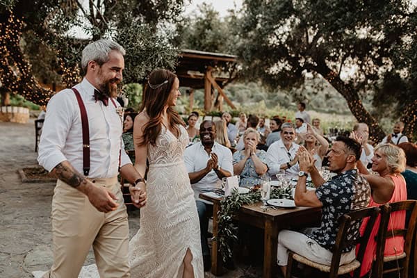 rustic-summer-wedding-crete-pastel-colors_24
