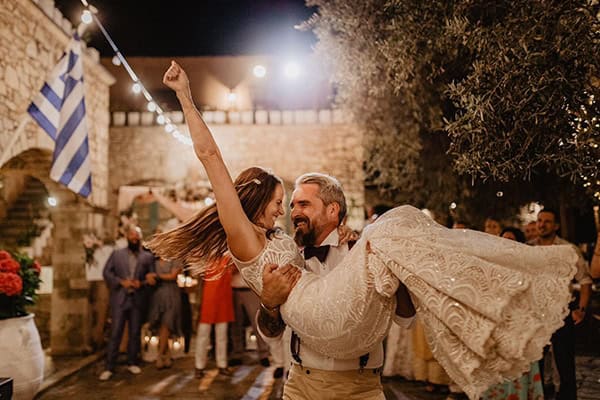 rustic-summer-wedding-crete-pastel-colors_28