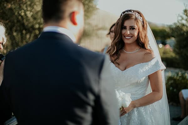 rustic-wedding-nicosia-string-lights-vivid-colors_29