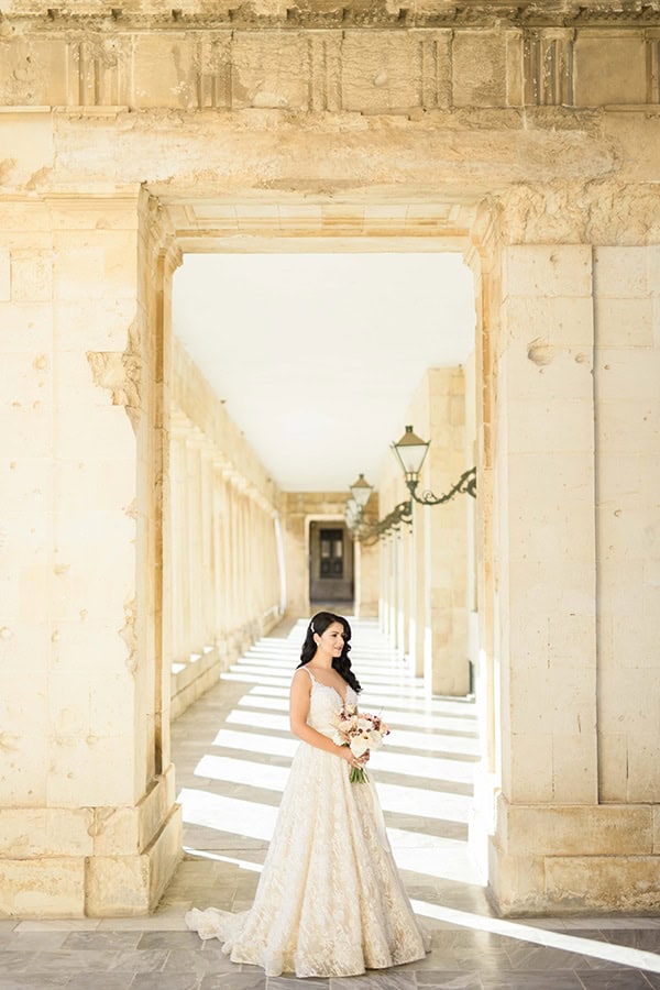 summer-wedding-corfu-pink-accents_11