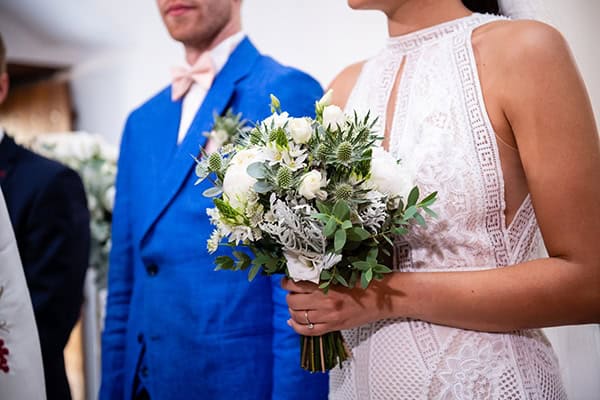 summer-wedding-paphos-white-flowers-succulents_17
