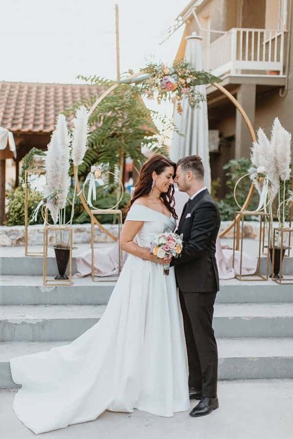 beautiful-fall-wedding-larissa-bohemian-flair_14