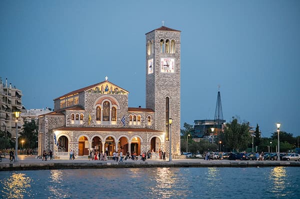 beautiful-summer-wedding-backdrop-natural-scenery-volos_09x
