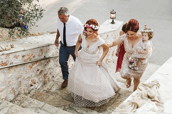 beautiful-summer-wedding-village-thesprotia-bohemian-details-rotten-apple-hues_14