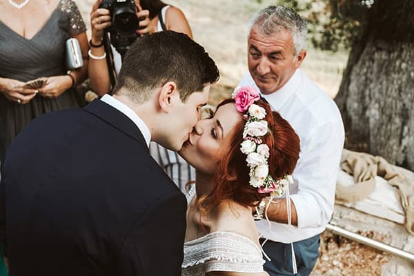 beautiful-summer-wedding-village-thesprotia-bohemian-details-rotten-apple-hues_15