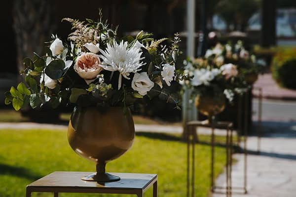 bohemian-fall-wedding-nicosia-pampas-grass-protea_16