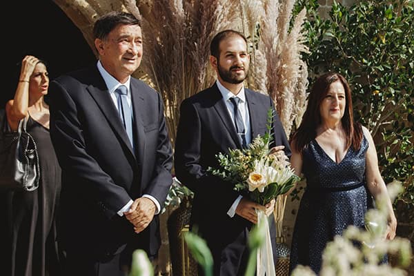bohemian-fall-wedding-nicosia-pampas-grass-protea_20
