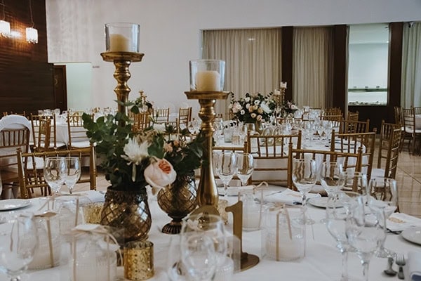 bohemian-fall-wedding-nicosia-pampas-grass-protea_32x