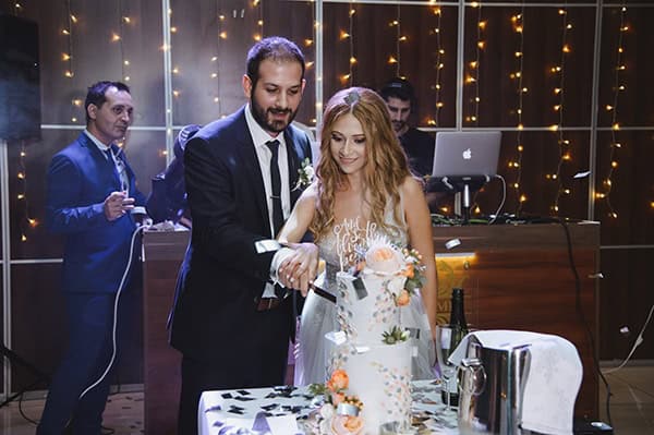 bohemian-fall-wedding-nicosia-pampas-grass-protea_38