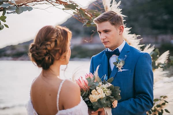 dreamy-bohemian-styled-shoot-athenian-riviera-sea-view_07