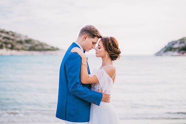 dreamy-bohemian-styled-shoot-athenian-riviera-sea-view_21x