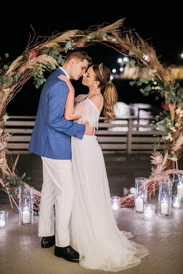 dreamy-bohemian-styled-shoot-athenian-riviera-sea-view_26