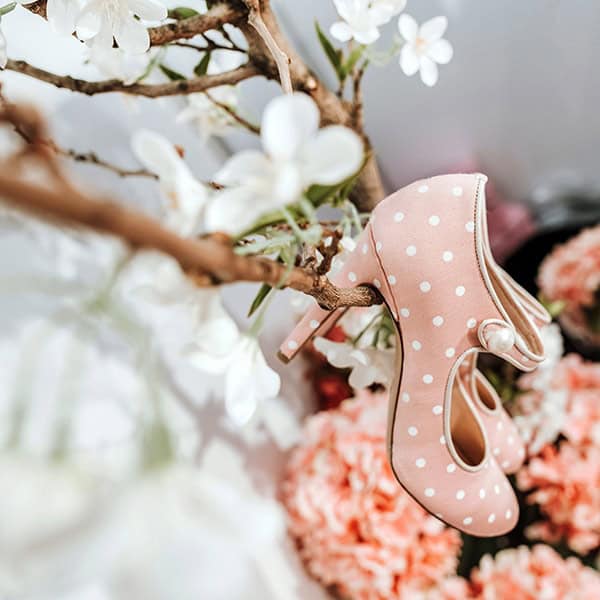 dreamy-bridal-shoes-glamorous-bridal-look_04