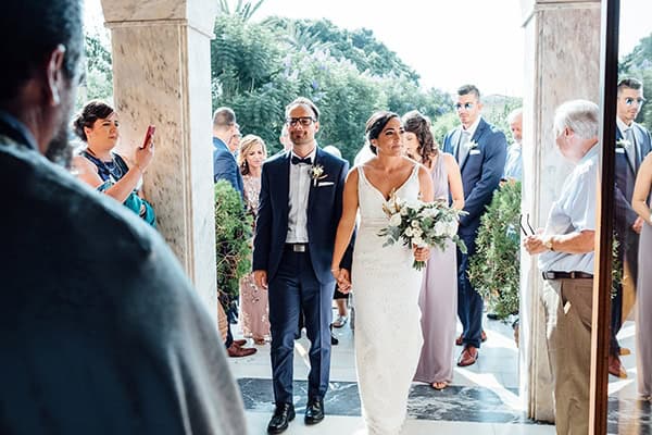 dreamy-outdoor-wedding-crete-magical-view_08