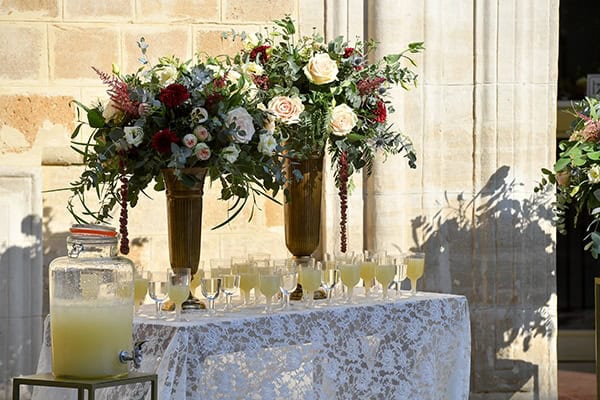 elegant-autumn-wedding-nicosia-beautiful-floral-design-burgundy-pastel-white-hues_16