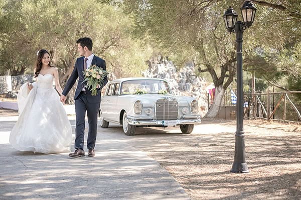 greek-island-wedding-kefalonia-olive-branches-white-roses_01x