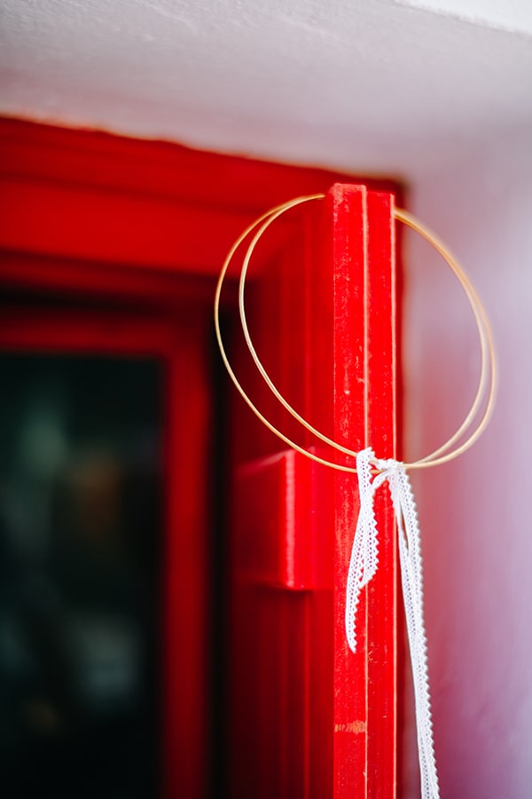 montern-summer-wedding-kythnos-vivid-colors_05x