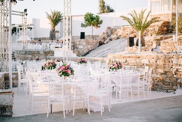 montern-summer-wedding-kythnos-vivid-colors_20