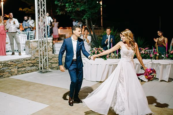 montern-summer-wedding-kythnos-vivid-colors_26