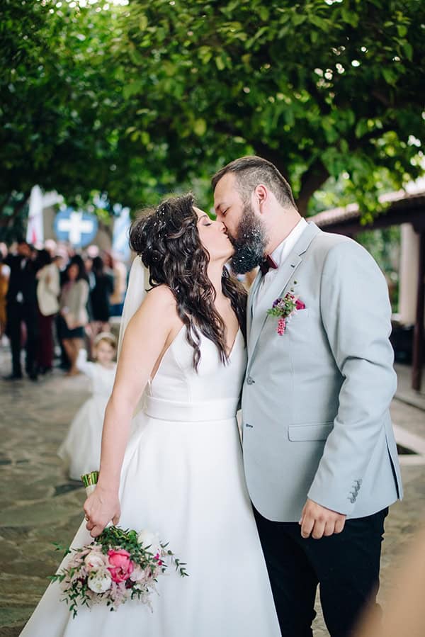 most-fancy-spring-wedding-athens-theme-frida-kahlo-batman_15x