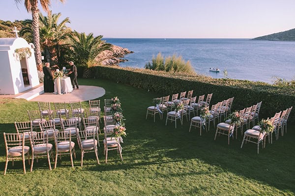 perfect-charming-wedding-these-childhood-sweethearts_06x