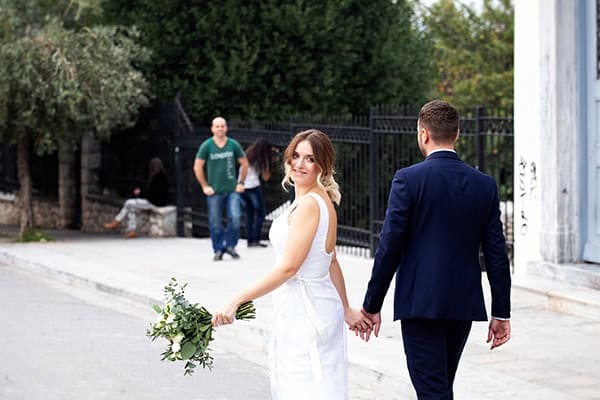 romantic-autumn-wedding-athens-white-hues_24