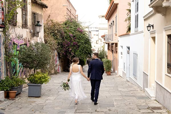 romantic-autumn-wedding-athens-white-hues_25