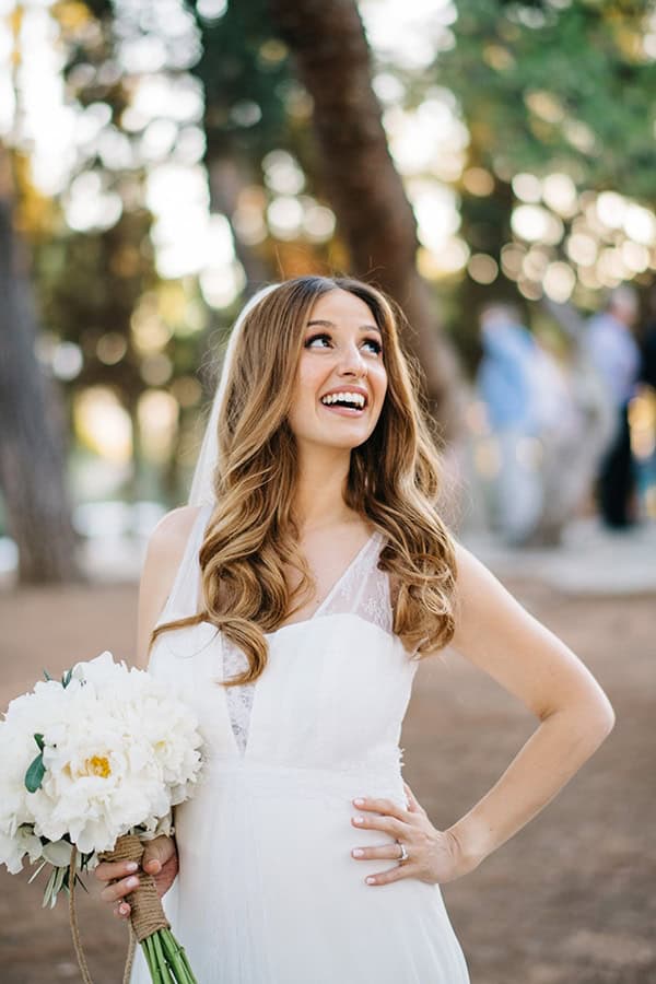 romantic-summer-wedding-kavouri-white-peonies-olive-branches_03