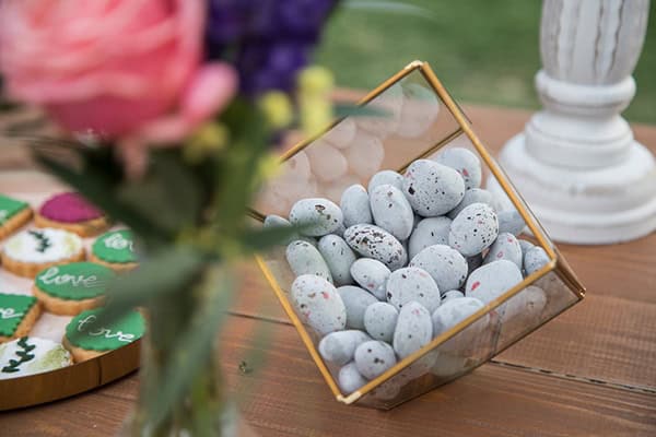 romantic-summer-wedding-thessaloniki-vivid-hues-fuchsia-pink-lilac_15