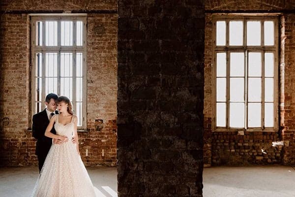 romantic-winter-wedding-thessaloniki-white-ivory-hues_02x