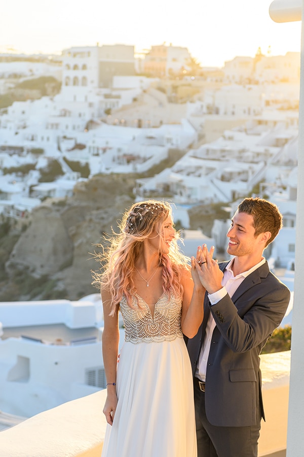 stunning-spring-wedding-santorini-magical-view_20