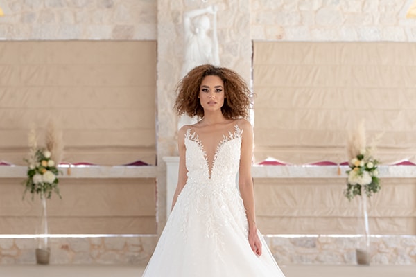 stunning-wedding-dresses-anastasia-deri-bridal-collection-2021_10