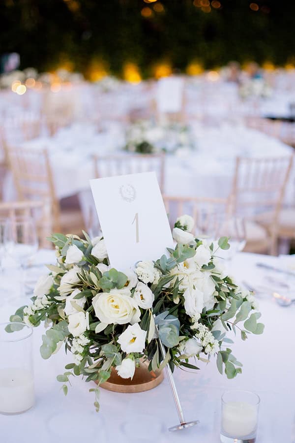 summer-wedding-white-flowers_17x