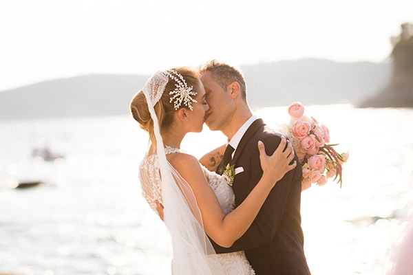 Luxurious-summer-wedding-parga_03x