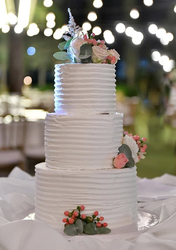 beautiful-outdoor-wedding-nicosia-romantic-decoration_13