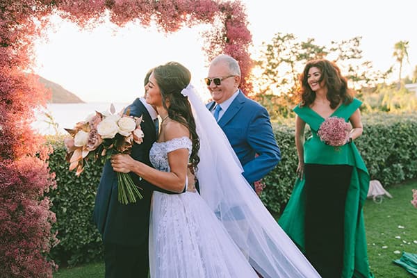 beautiful-wedding-athens-dusty-pink-flowers_25