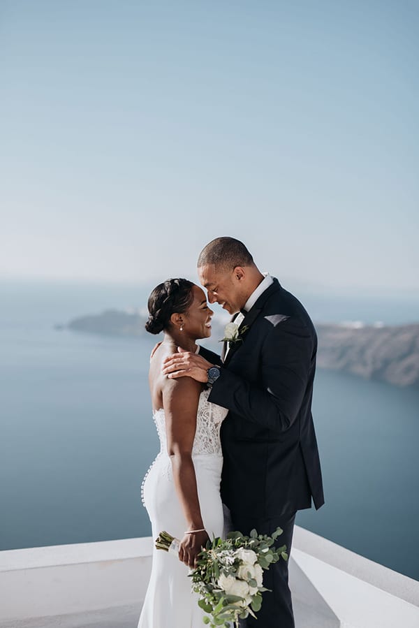 beautiful-wedding-dreamy-view-santorini_02