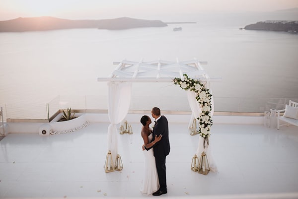 beautiful-wedding-dreamy-view-santorini_12