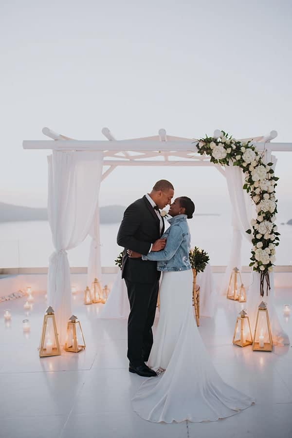 beautiful-wedding-dreamy-view-santorini_16