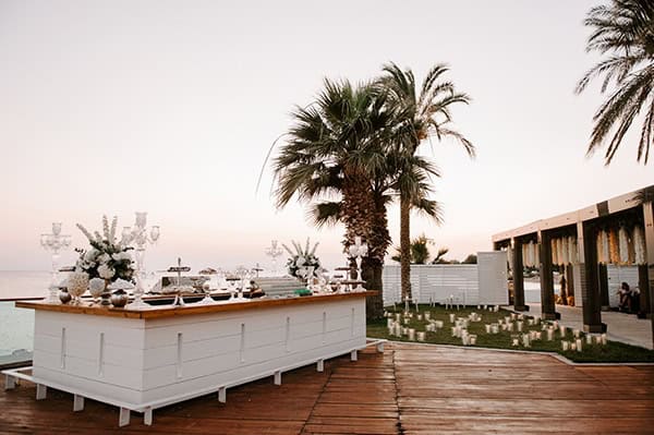 impressive-white-decoration-summer-wedding-flowers-romantic-details-_06x