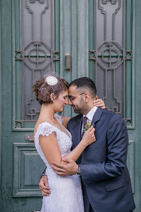 montern-rustic-fall-wedding-nicosia-stunning-floral-design_01x